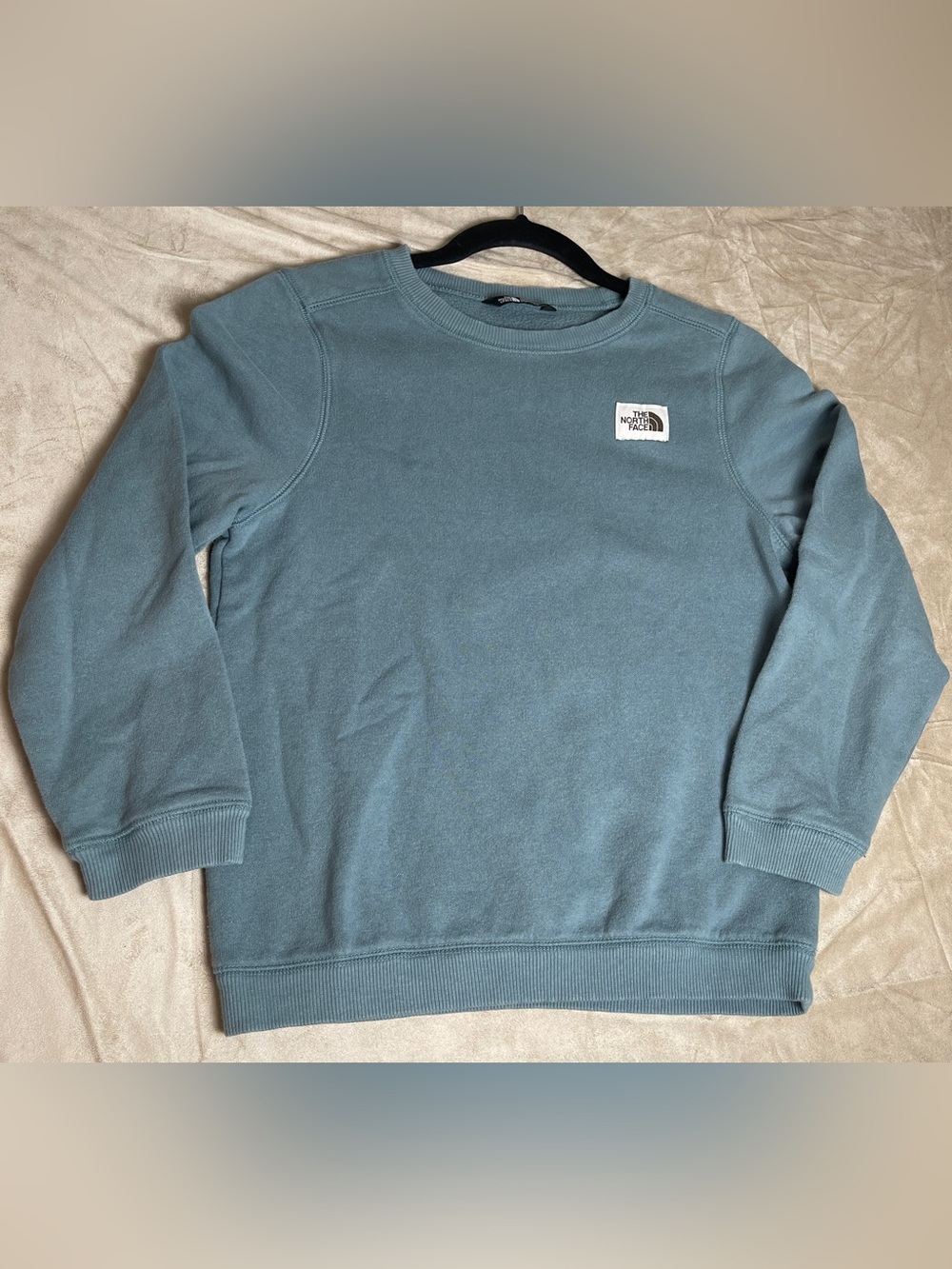 The North Face Heritage Patch Crew Sweatshirt in Algae Blue youth size M